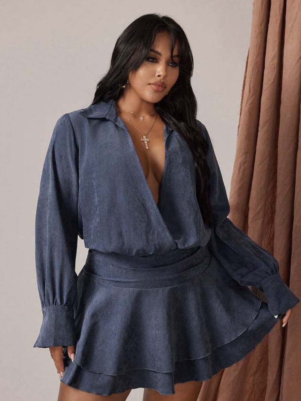 Plus Size Women's Deep V-Neck Long Sleeve Ruffle Mini Dress - Navy